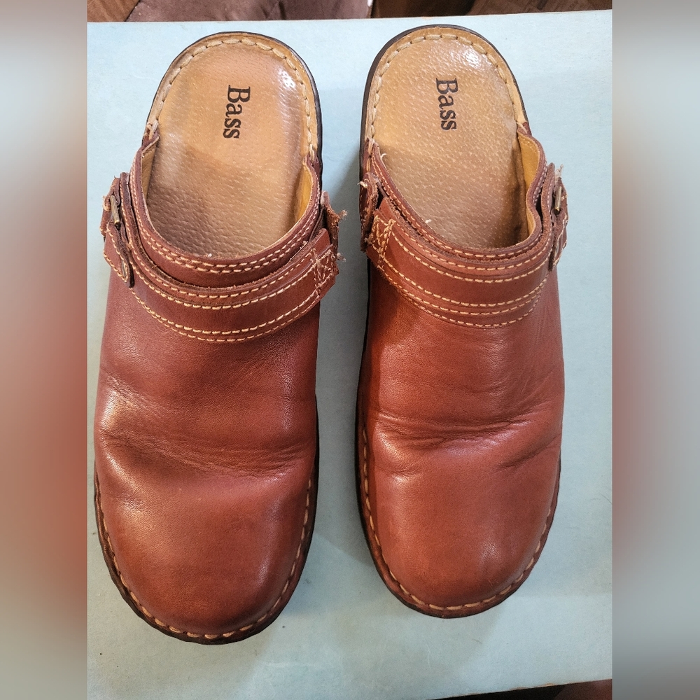 Bass Womens Brown Leather Slip-On Shoes (clogs) sz 11 #671